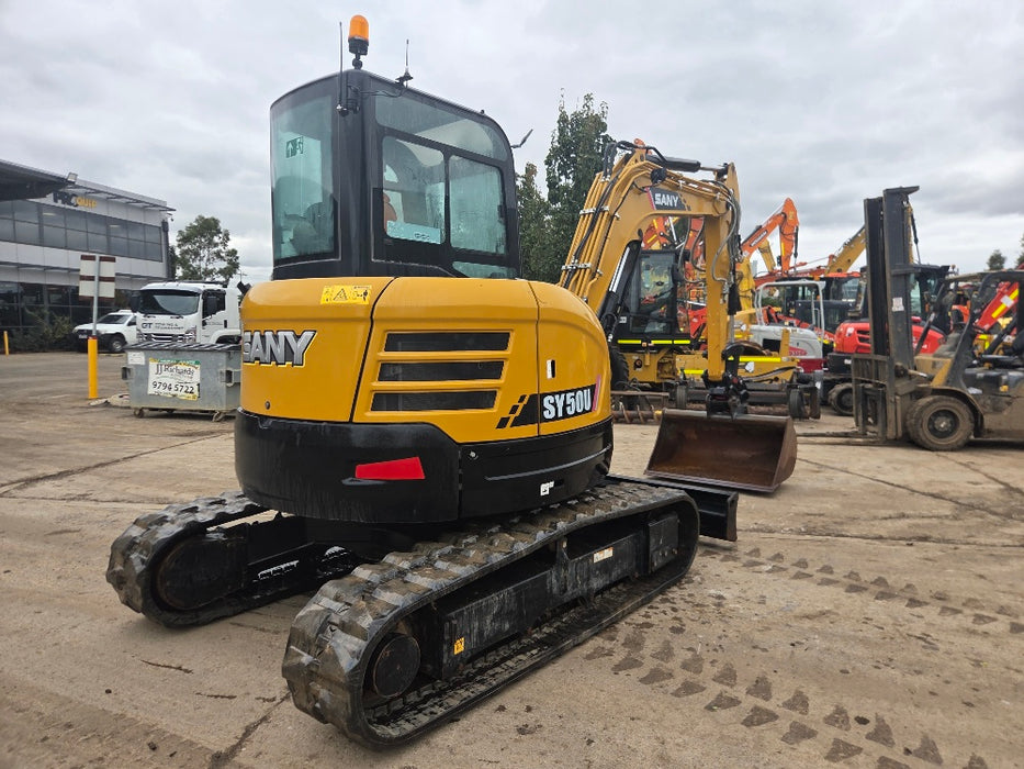 2022 SANY SY50U 5.3T EXCAVATOR WITH QC HITCH, A/C CAB, BUCKETS AND 260 HOURS