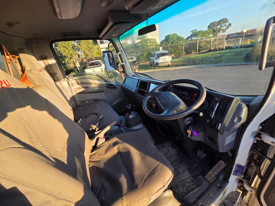 2013 ISUZU NPR 300-MEDIUM SERVICE TRUCK WITH CRANE AND COMPRESSOR