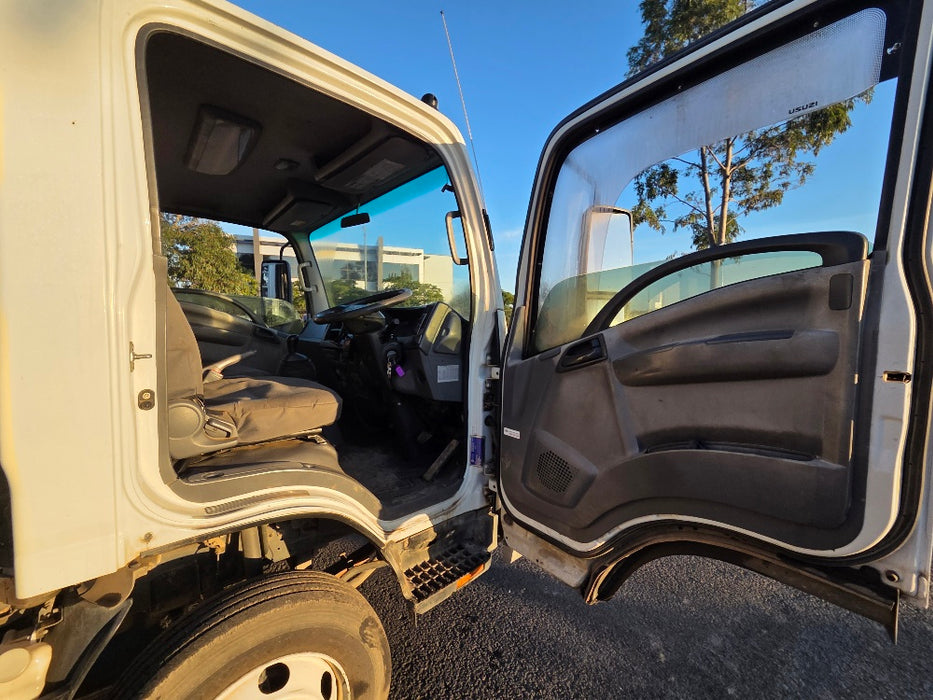 2013 ISUZU NPR 300-MEDIUM SERVICE TRUCK WITH CRANE AND COMPRESSOR