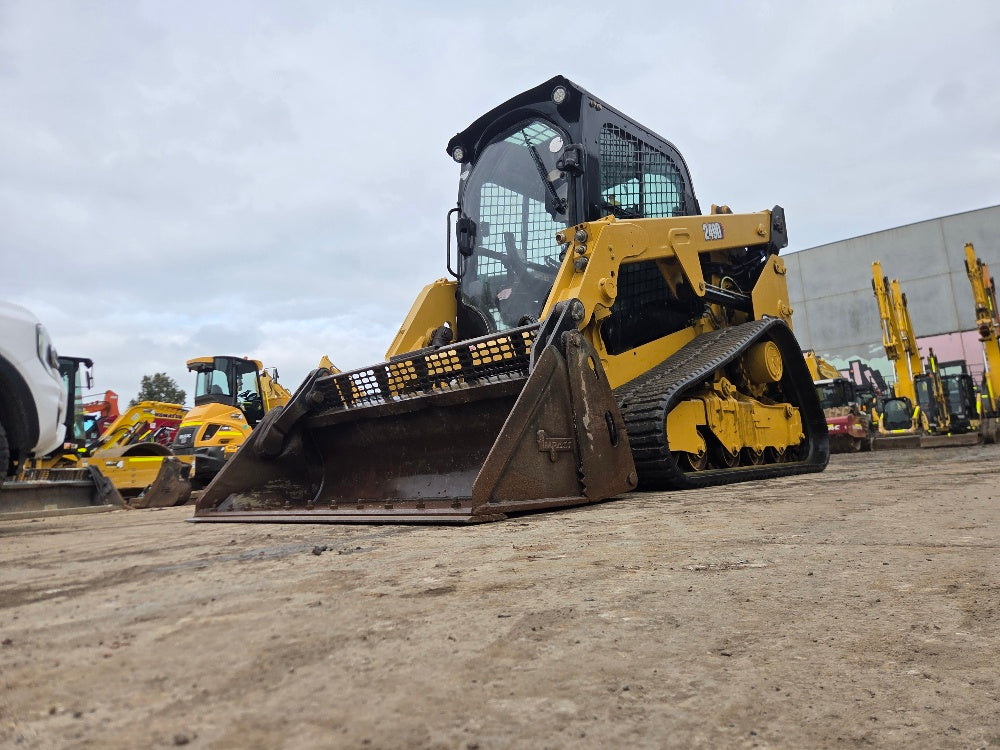 Caterpillar 2019 Cat 249D Track Loader (T685) With 4 In 1 Bucket, Civil Spec, 2237 Hours