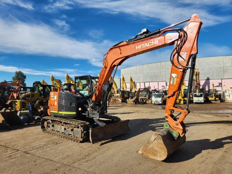 2023 HITACHI ZX85USB-5 8.7T EXCAVATOR (M973) WITH 1780 HOURS
