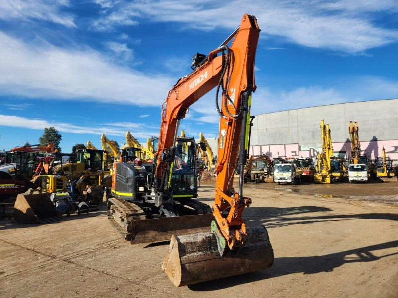 2023 HITACHI ZX85USB-5 8.7T EXCAVATOR (M973) WITH 1780 HOURS