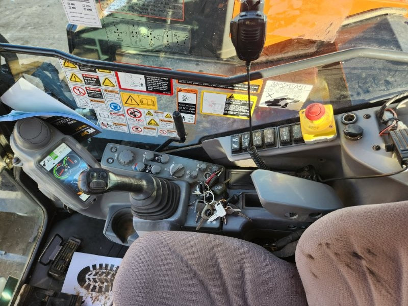 2023 HITACHI ZX85USB-5 8.7T EXCAVATOR (M973) WITH 1780 HOURS