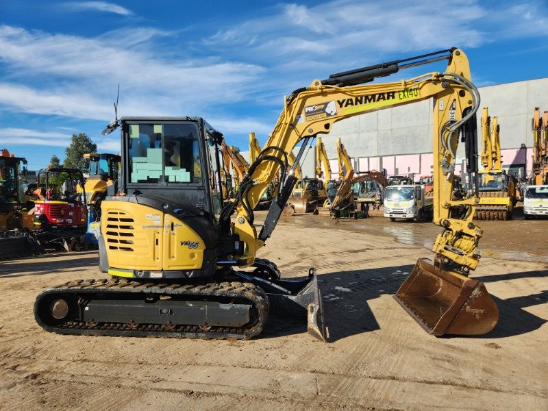 2022 YANMAR VIO55-6 5.6T EXCAVATOR (EX140) WITH TILT HITCH, 1690 HOURS