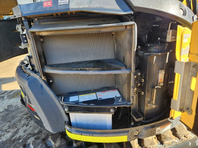 2022 YANMAR VIO55-6 5.6T EXCAVATOR (EX140) WITH TILT HITCH, 1690 HOURS