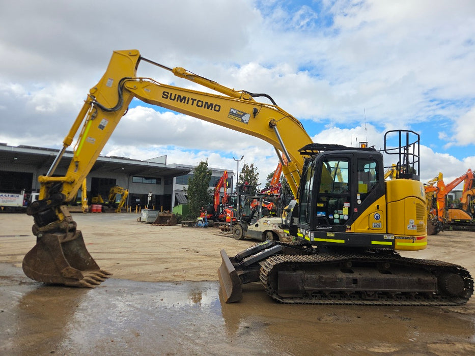 2021 SUMITOMO SH235X-6 25T EXCAVATOR (E316) WITH TILT HITCH, GPS AND 4630 HRS