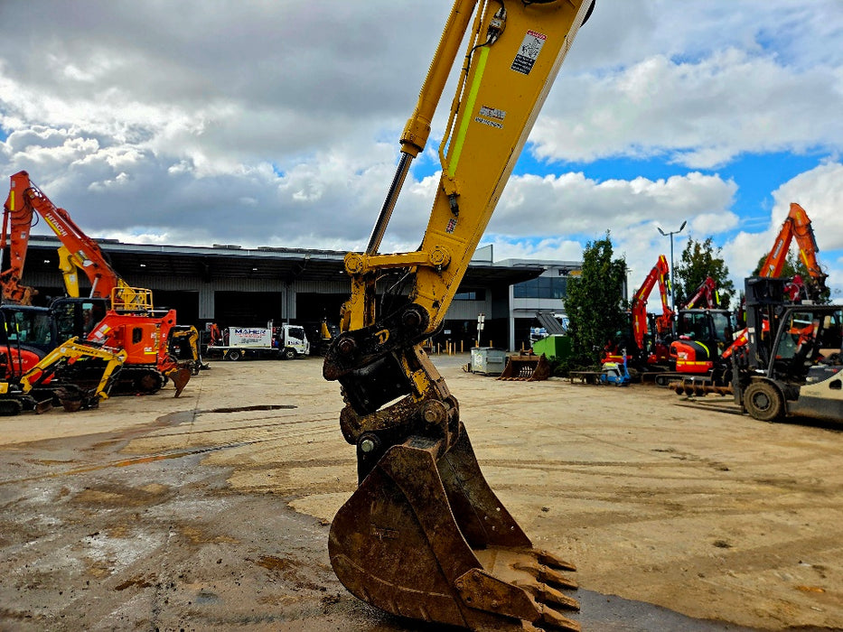 2021 SUMITOMO SH235X-6 25T EXCAVATOR (E316) WITH TILT HITCH, GPS AND 4630 HRS