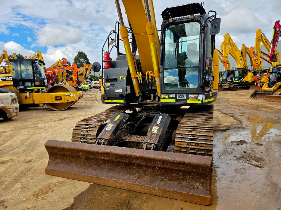 2021 SUMITOMO SH235X-6 25T EXCAVATOR (E316) WITH TILT HITCH, GPS AND 4630 HRS