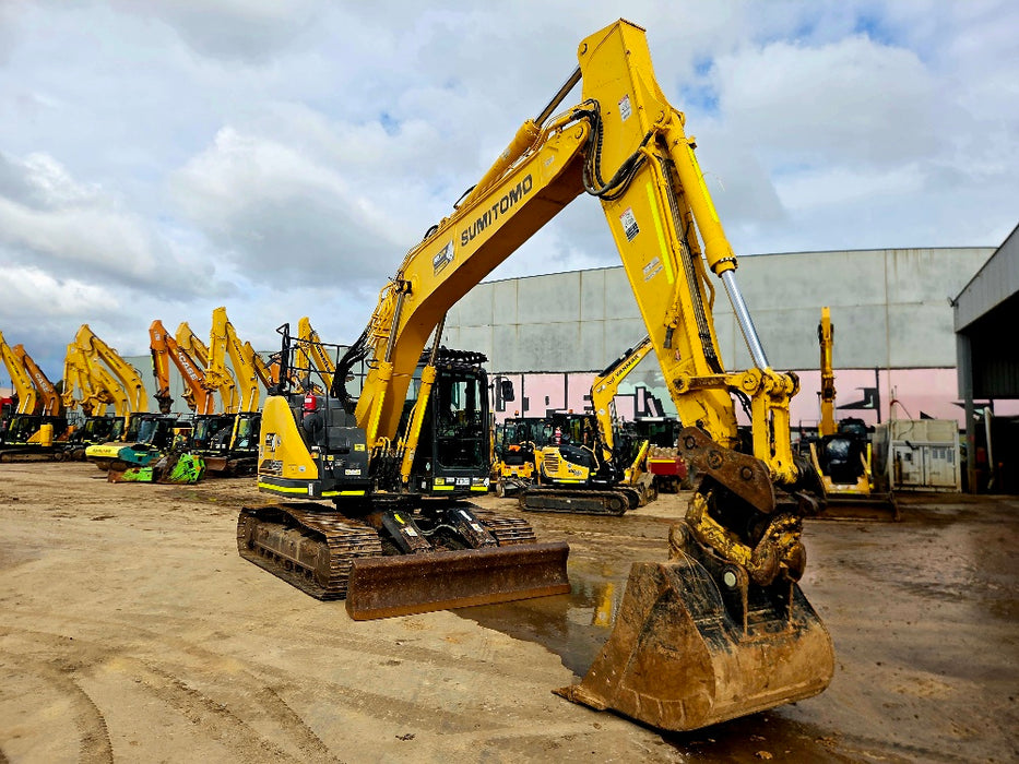 2021 SUMITOMO SH235X-6 25T EXCAVATOR (E316) WITH TILT HITCH, GPS AND 4630 HRS