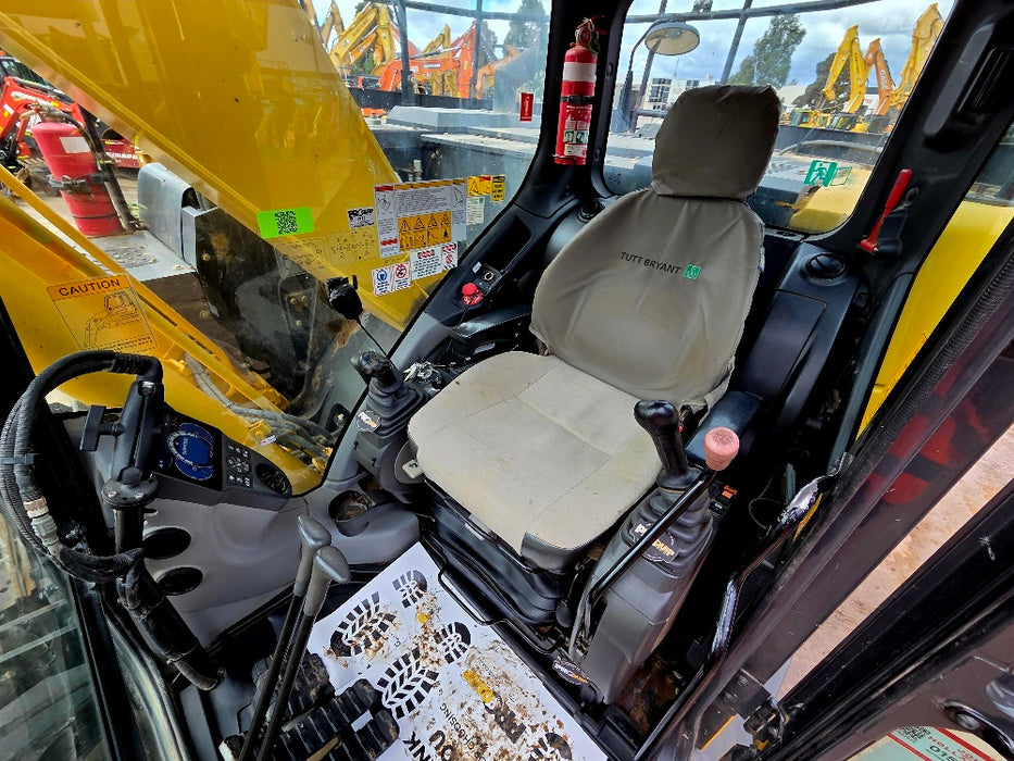 2021 SUMITOMO SH235X-6 25T EXCAVATOR (E316) WITH TILT HITCH, GPS AND 4630 HRS