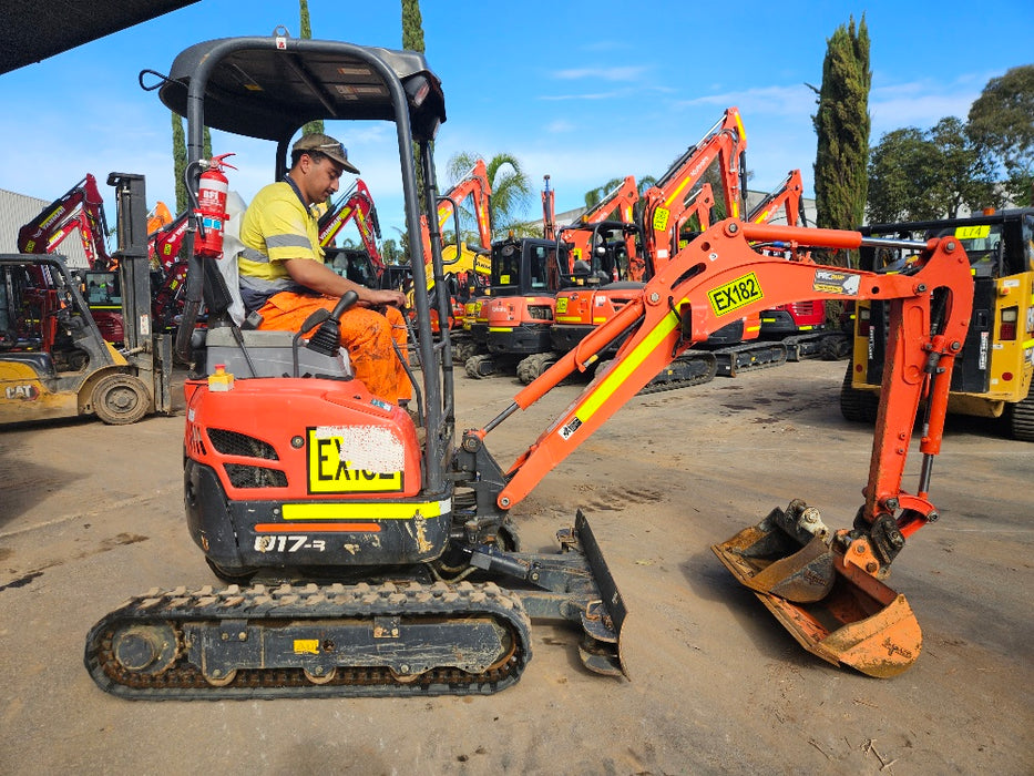 2023 KUBOTA U17-3 1.7T MINI EXCAVATOR (EX182) WITH HITCH, BUCKETS AND 912 HRS