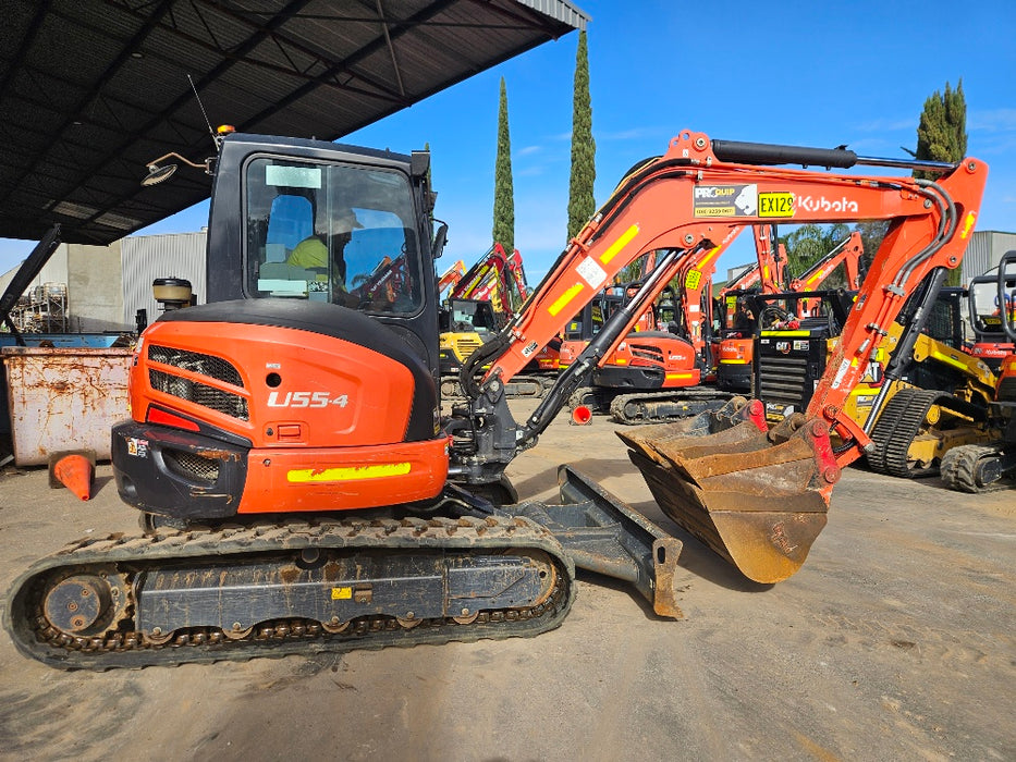 2021 KUBOTA U55-4 5.6T EXCAVATOR (EX129) WITH CAB, BUCKETS AND 1520 HOURS
