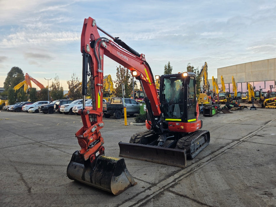 2023 KUBOTA U55-4 5.6T EXCAVATOR (M997) WITH TILT HITCH, BUCKETS, 1300 HOURS