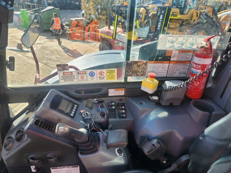 2022 YANMAR SV100-2 10T EXCAVATOR (E382) WITH HITCH, BUCKETS, 1920 HOURS
