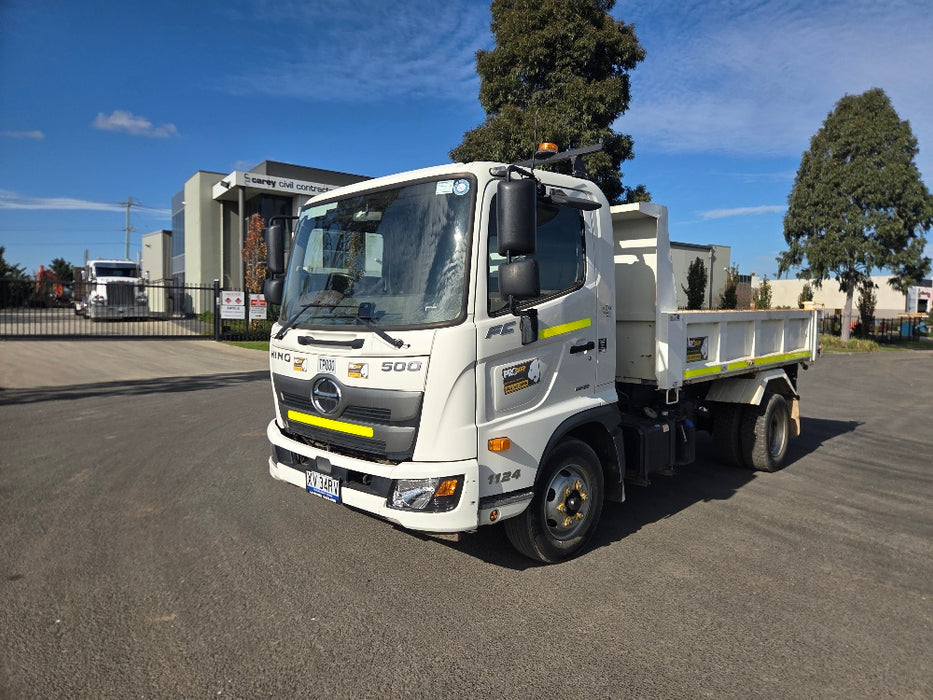 2021 HINO FC500 1124 11T GVM TIPPER TRUCK (TP030) WITH 26,200 KLM