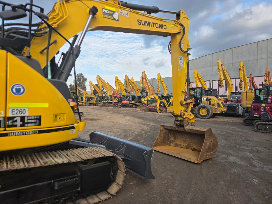 Rear counterweight of 2021 Sumitomo SH370LHD-6 excavator with safety handrails