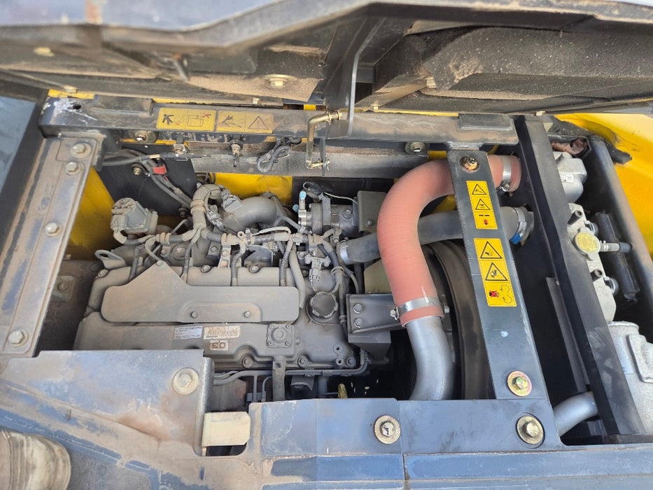 Operator cabin of 2019 Sumitomo SH145X-6 with air conditioning and ROPS