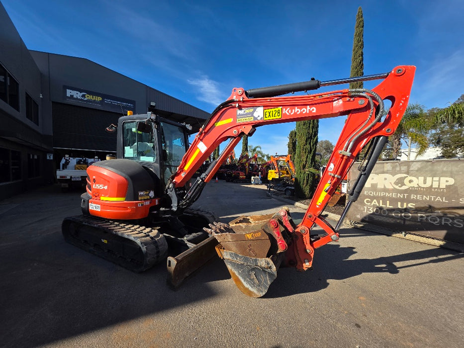 2021 KUBOTA U55-4 5.6T EXCAVATOR (EX128) WITH A/C CAB, HITCH AND 1430 HOURS