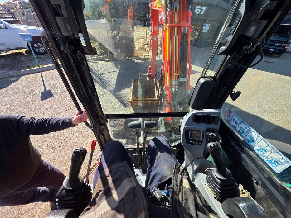 2021 KUBOTA U55-4 5.6T EXCAVATOR (EX128) WITH A/C CAB, HITCH AND 1430 HOURS