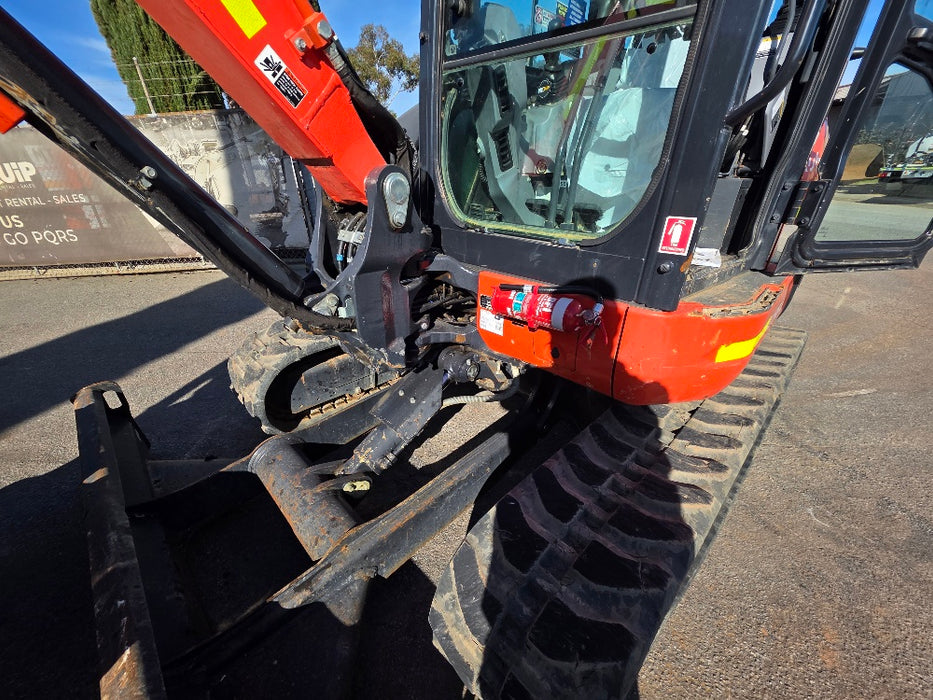 2021 KUBOTA U55-4 5.6T EXCAVATOR (EX128) WITH A/C CAB, HITCH AND 1430 HOURS