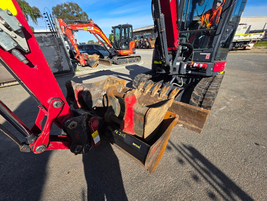 2022YANMAR VIO55-6 5.6T EXCAVATOR (EX151) WITH A/C CAB, HITCH, 1530HRS