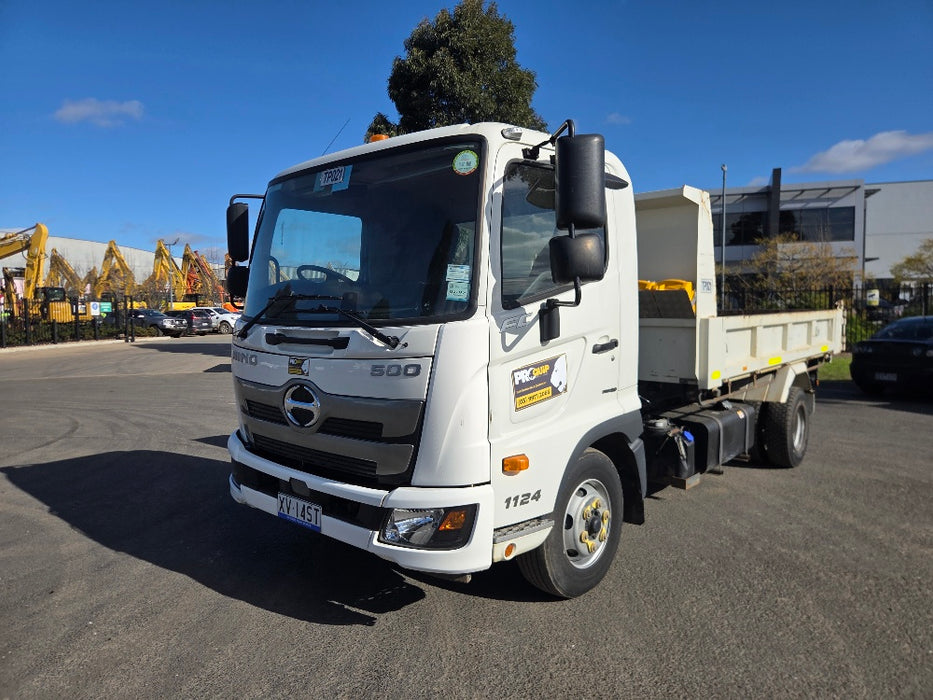2021 HINO 500 FC 1124 11T TIPPER (TP021) WITH 36200 KLMS