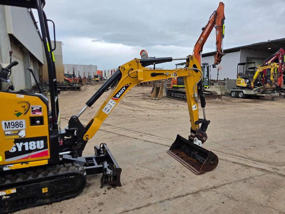 2023 SANY SY18 1.8T MINI-EXCAVATOR (M986) WITH Q/C HITCH, BUCKETS AND 582 HRS