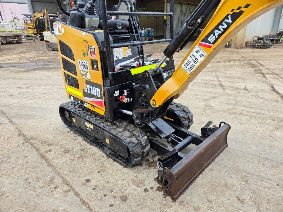 2023 SANY SY18 1.8T MINI-EXCAVATOR (M986) WITH Q/C HITCH, BUCKETS AND 582 HRS