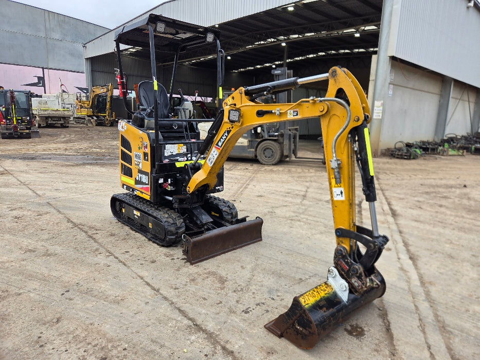 2023 SANY SY18 1.8T MINI-EXCAVATOR (M986) WITH Q/C HITCH, BUCKETS AND 582 HRS