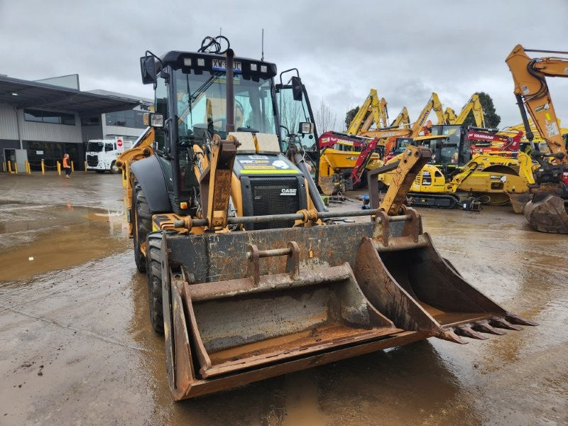 2016 CASE 590ST BACKHOE (B110) WITH HYDRAULIC HITCH, BUCKETS AND 2050 HOURS