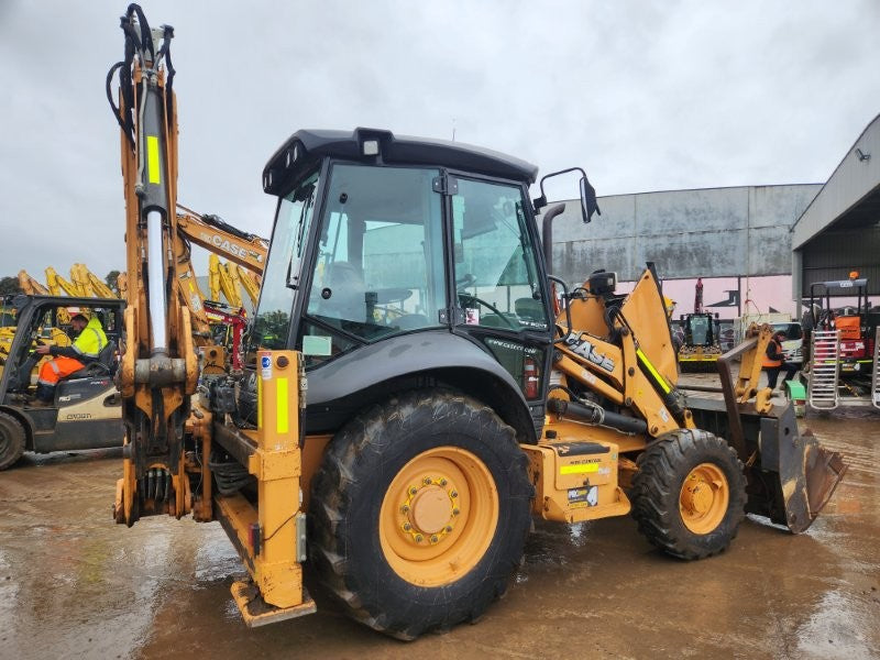 2016 CASE 590ST BACKHOE (B110) WITH HYDRAULIC HITCH, BUCKETS AND 2050 HOURS