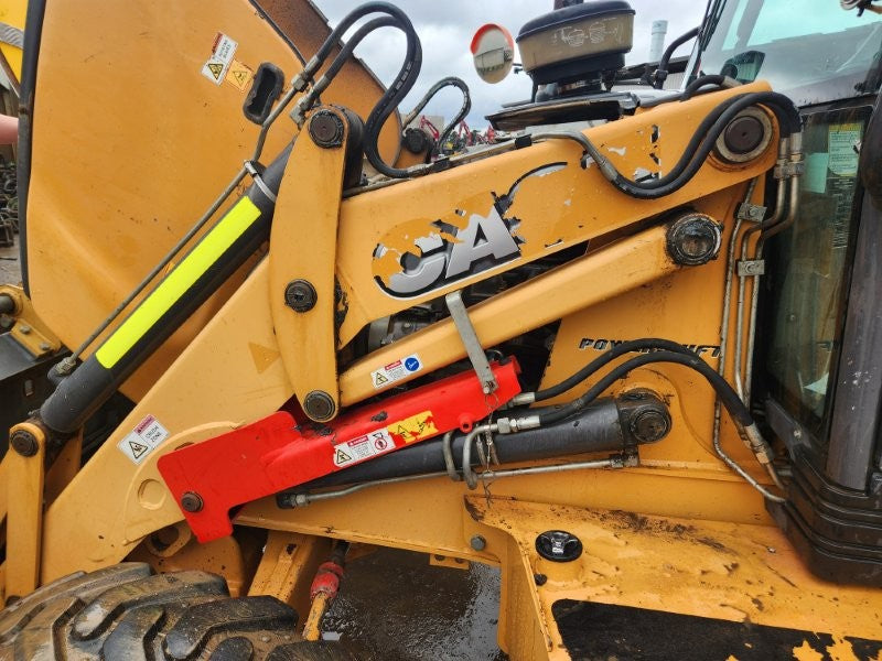 2016 CASE 590ST BACKHOE (B110) WITH HYDRAULIC HITCH, BUCKETS AND 2050 HOURS