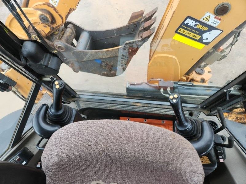 2016 CASE 590ST BACKHOE (B110) WITH HYDRAULIC HITCH, BUCKETS AND 2050 HOURS