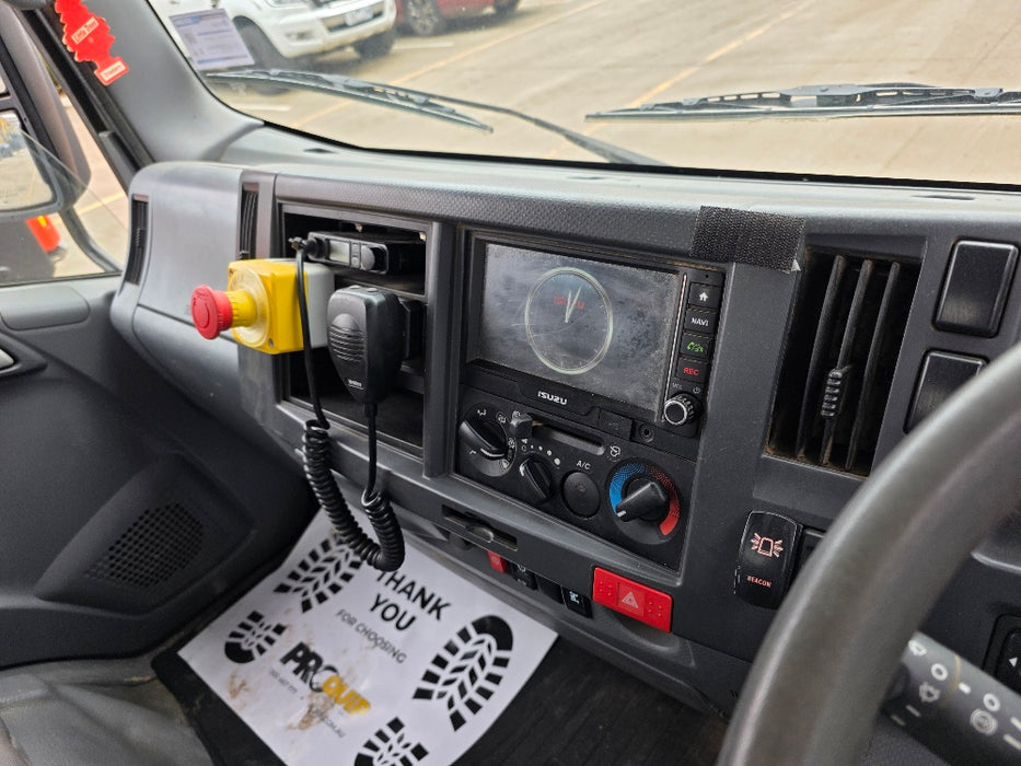 2021 ISUZU NMR45-150 TIPPER TRUCK (TP026) WITH 48,000 KLMS