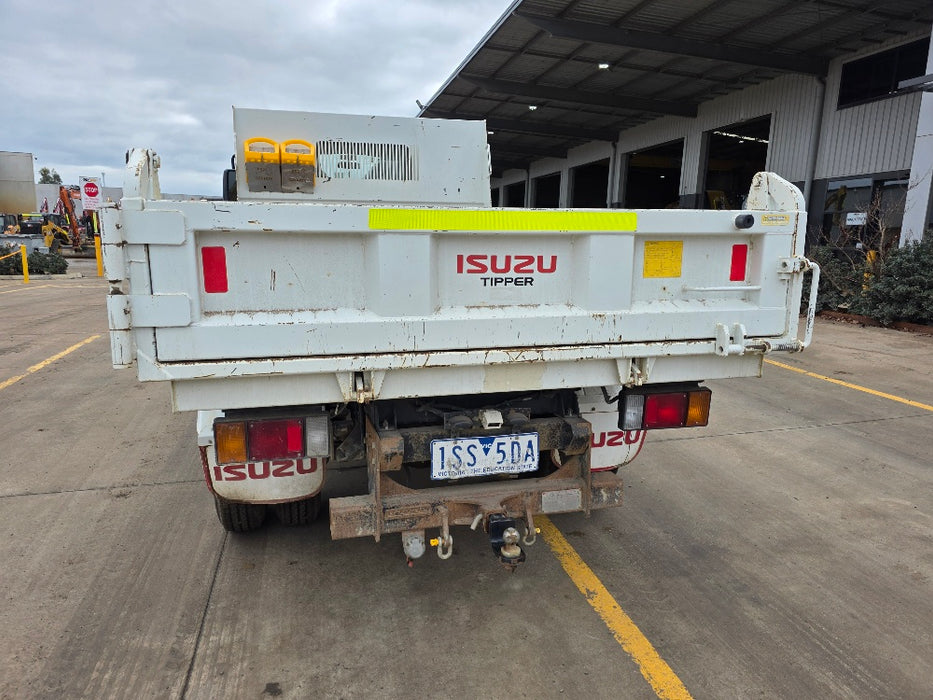 2021 ISUZU NMR45-150 TIPPER TRUCK (TP026) WITH 48,000 KLMS