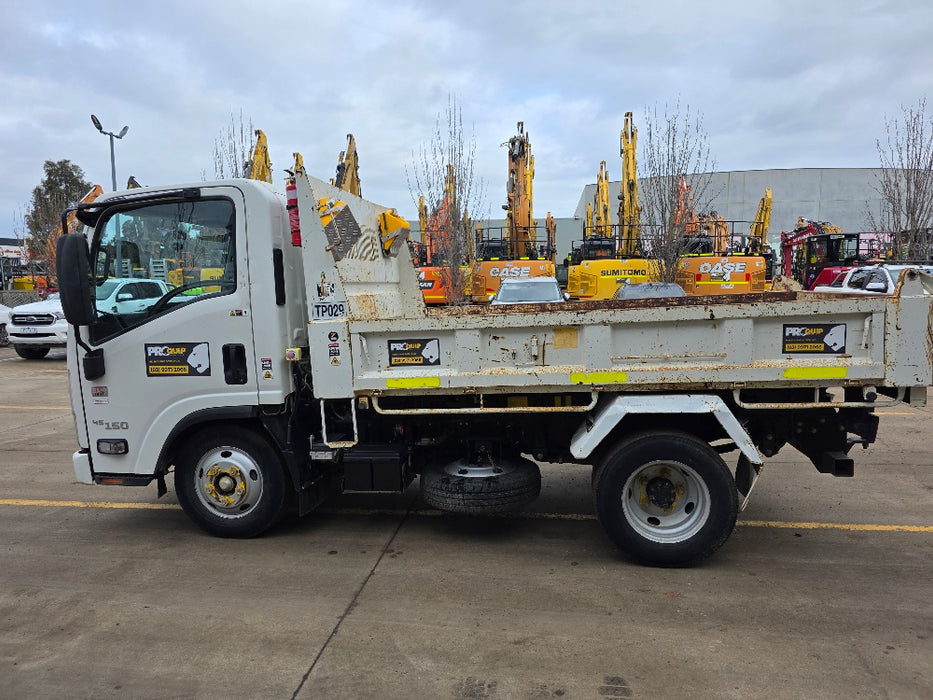 2021 ISUZU NMR45-150 TIPPER (TP029) CAR LICENCE WITH 49000KLMS