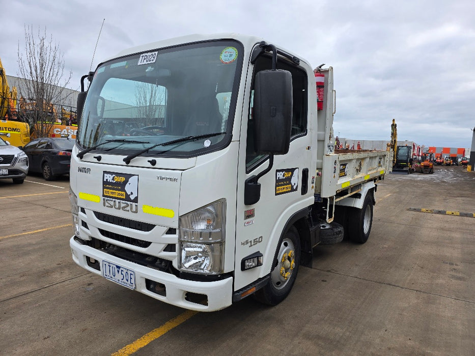 2021 ISUZU NMR45-150 TIPPER (TP029) CAR LICENCE WITH 49000KLMS