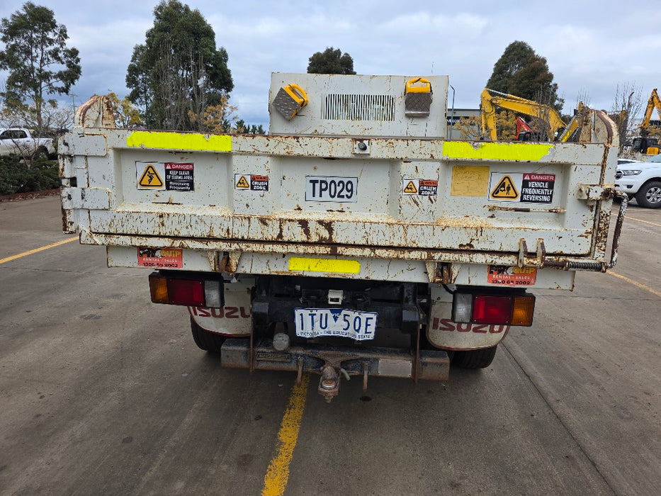 2021 ISUZU NMR45-150 TIPPER (TP029) CAR LICENCE WITH 49000KLMS