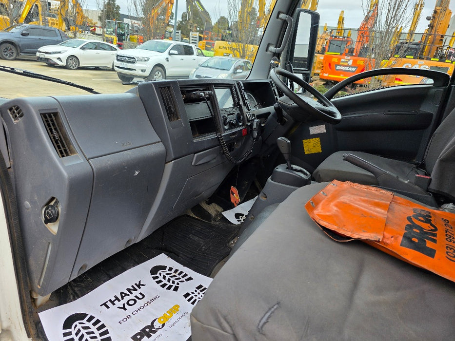 2021 ISUZU NMR45-150 TIPPER (TP029) CAR LICENCE WITH 49000KLMS