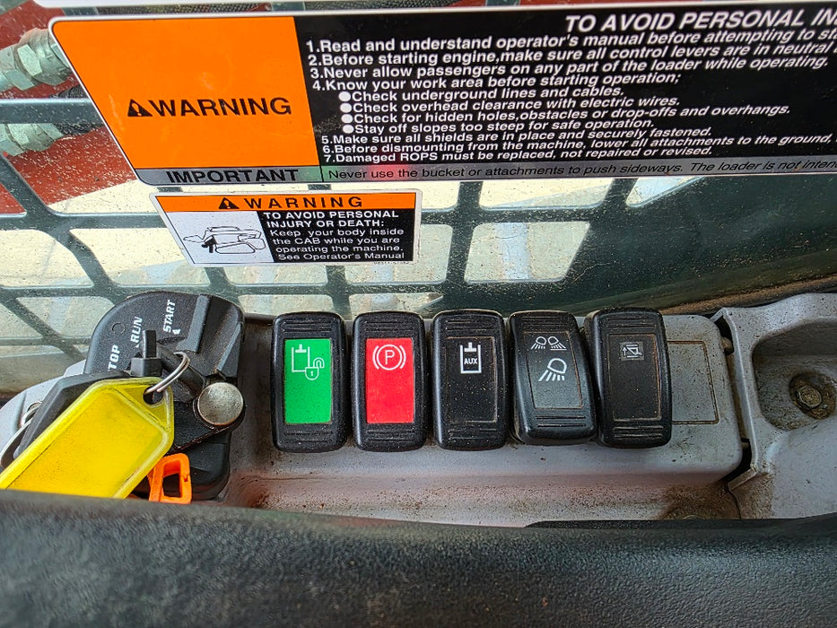 2022 KUBOTA SVL65-2 TRACK LOADER (T540) WITH 4 IN 1 BUCKET AND 670 HOURS