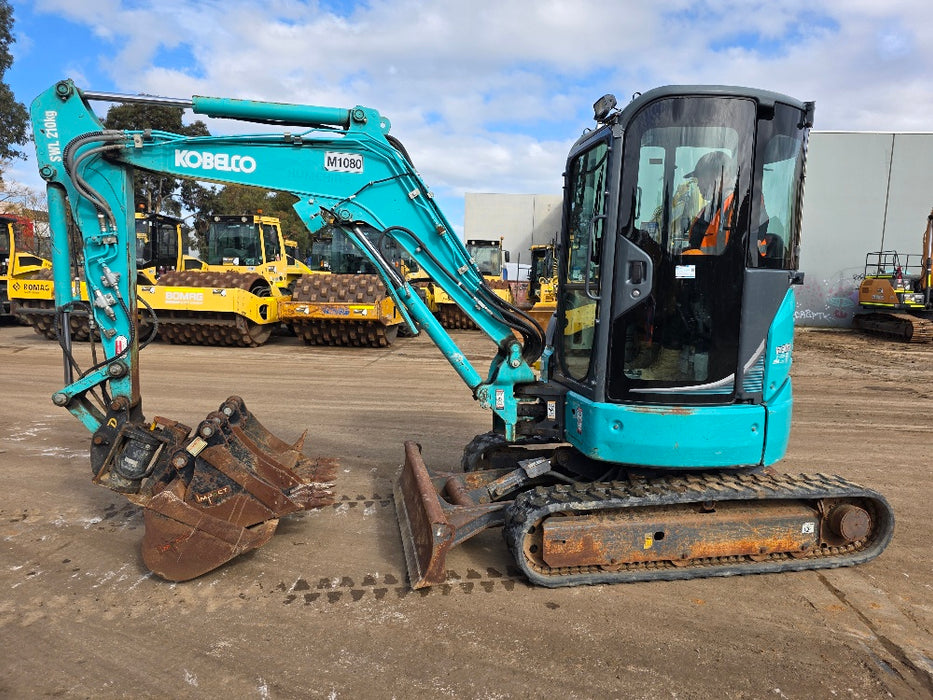 2022 KOBELCO SK30SR-6 3.4T EXCAVATOR WITH TILT HITCH, BUCKETS AND 2186HRS