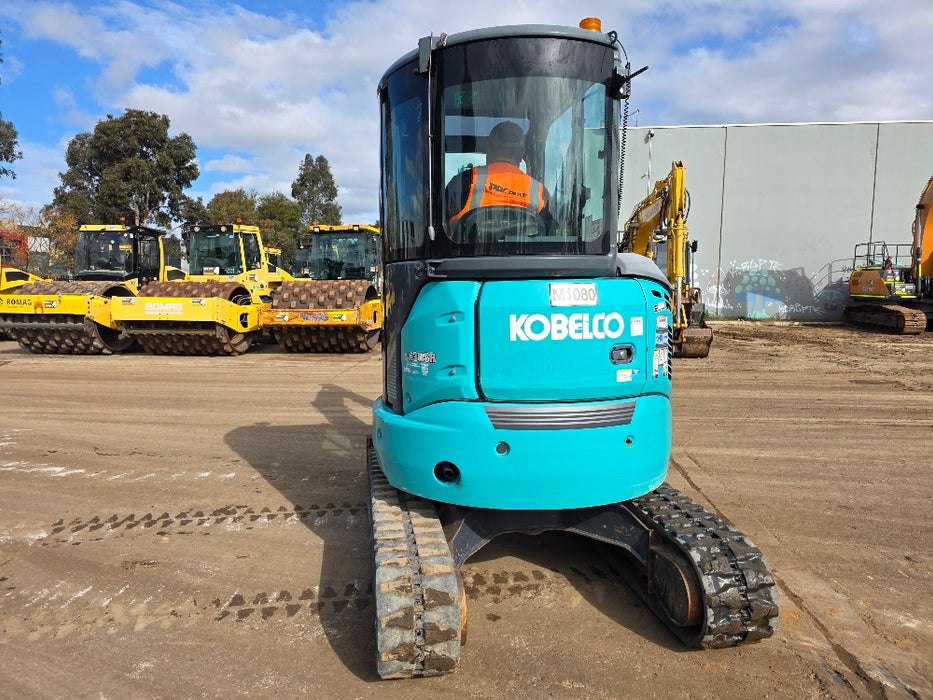 2022 KOBELCO SK30SR-6 3.4T EXCAVATOR WITH TILT HITCH, BUCKETS AND 2186HRS