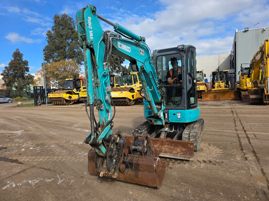 2022 KOBELCO SK30SR-6 3.4T EXCAVATOR WITH TILT HITCH, BUCKETS AND 2186HRS