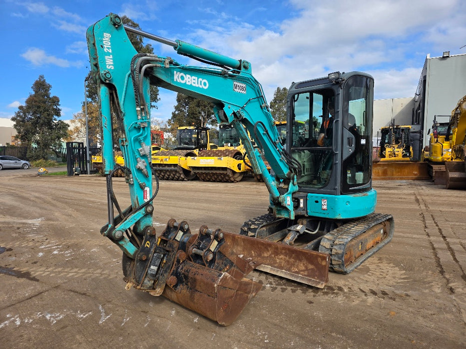 2022 KOBELCO SK30SR-6 3.4T EXCAVATOR WITH TILT HITCH, BUCKETS AND 2186HRS