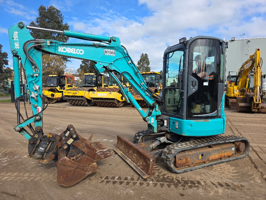 2022 KOBELCO SK30SR-6 3.4T EXCAVATOR WITH TILT HITCH, BUCKETS AND 2186HRS