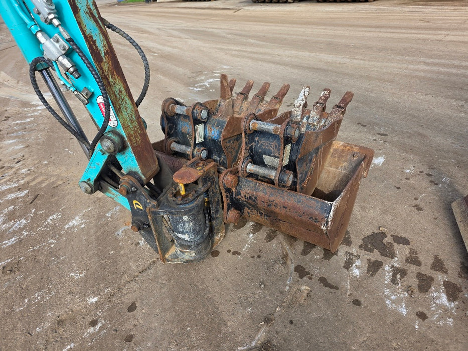 2022 KOBELCO SK30SR-6 3.4T EXCAVATOR WITH TILT HITCH, BUCKETS AND 2186HRS