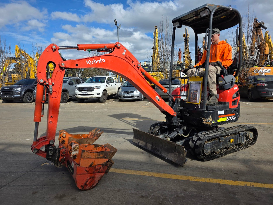 USED 2023 KUBOTA U17-3 EXCAVATOR (EX188) WITH HITCH, BUCKETS AND 785 HOURS