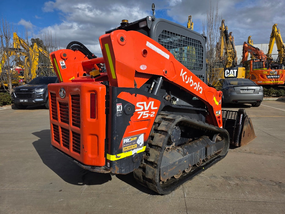 2023 KUBOTA SVL75-2 TRACK LOADER (L81) WITH 4 IN 1 BUCKET, CIVIL SPEC AND 875 HRS