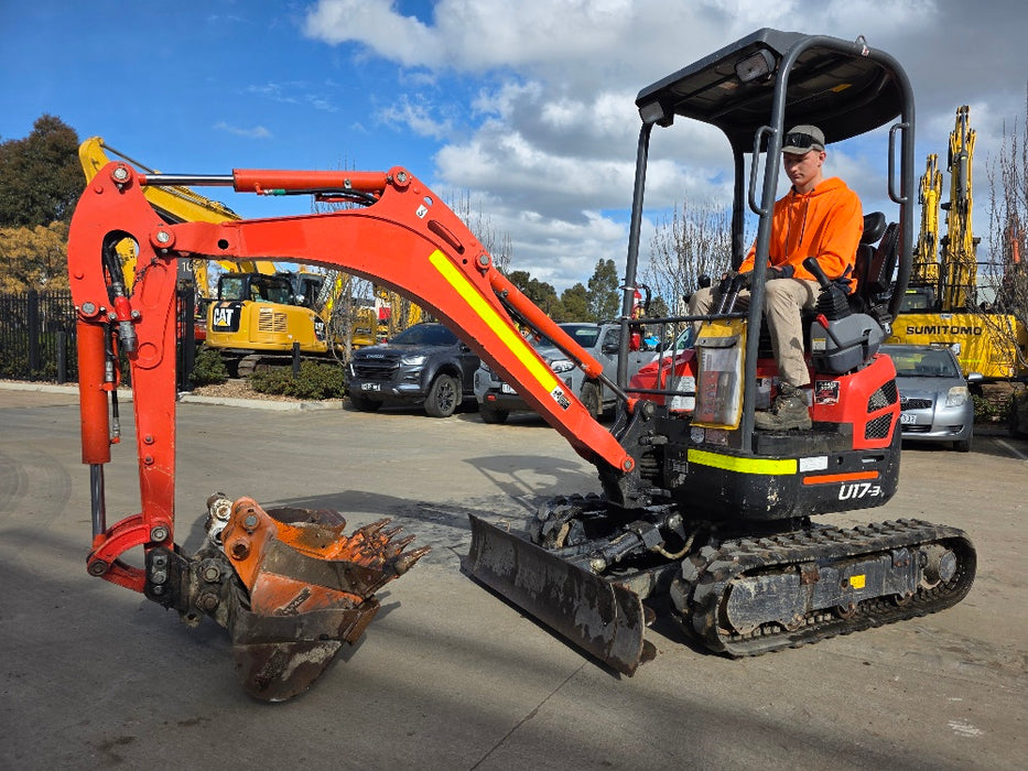 2023 KUBOTA U17 1.7T EXCAVATOR (EX183) WITH HITCH, BUCKETS AND 965 HOURS