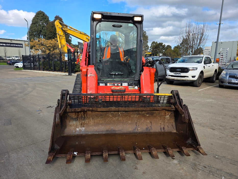 2023 KUBOTA SVL75-2 TRACK LOADER (L86) WITH HI-FLOW, 4 IN 1 BUCKET, 1370 HOURS